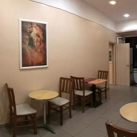 فندق مبيت وإفطار Bel 3*